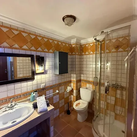Charming In With Private Pool